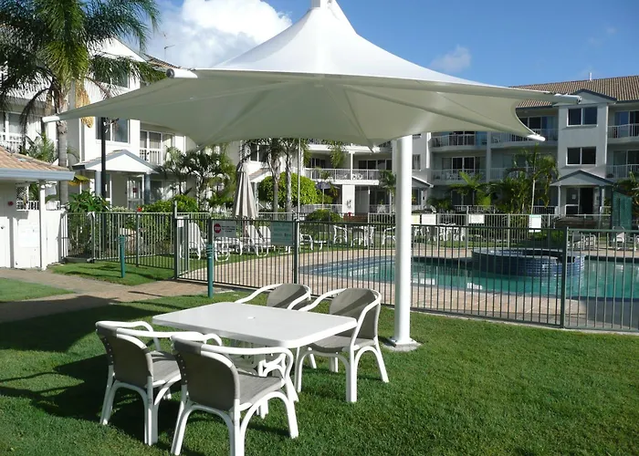 Pelican Cove Apartments